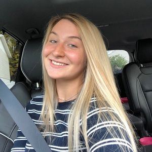 Meet your Posher, Lyndsey